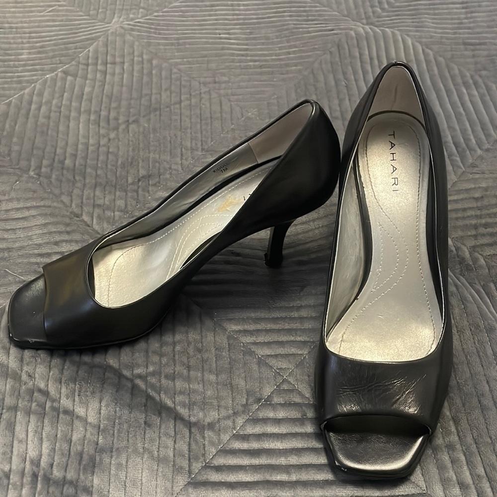 Tahari Open Toe Pump